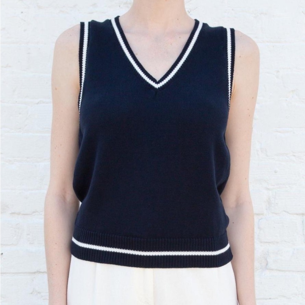Brandy Melville Mia Cotton Sweater Vest